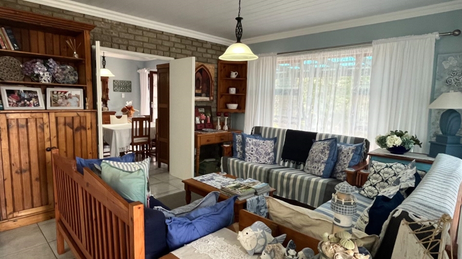 4 Bedroom Property for Sale in Hartenbos Heuwels Western Cape